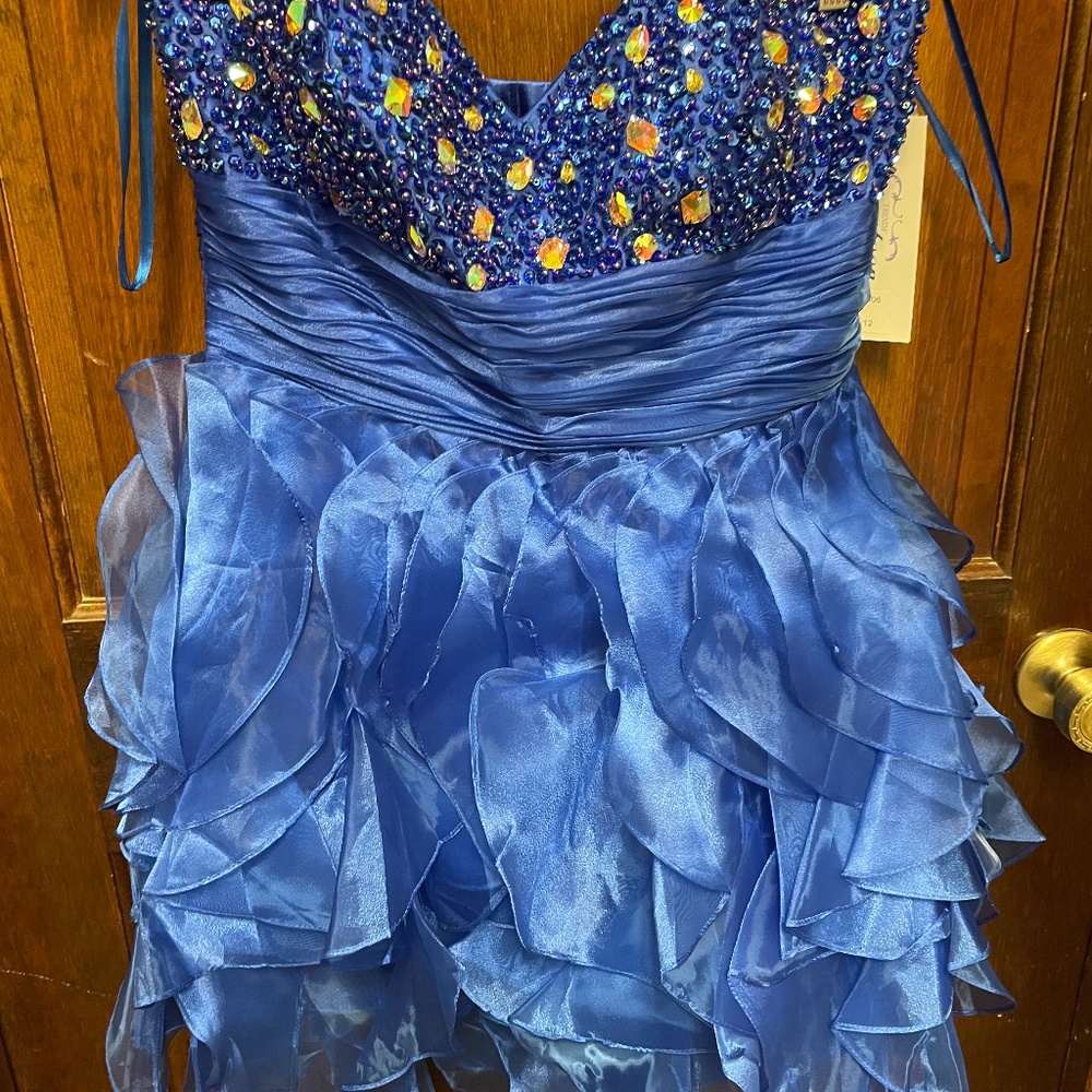 Blue strapless dress